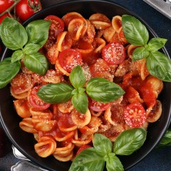 Bari, walking tour and preparation of typical appetizers.  Bari, walking tour and preparation of typical appetizers.