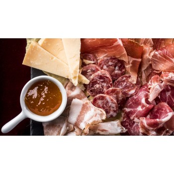 Visita al frantoio dell’Abbazia Sette Frati con tagliere