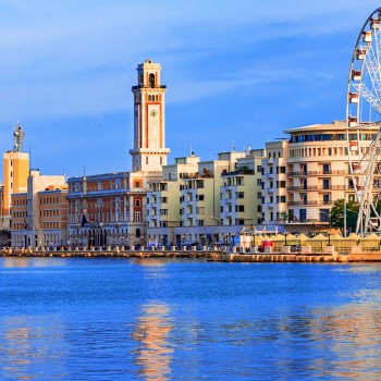 Bari: tour in segway tra arte, sapori e vie dello shopping Bari: tour in segway tra arte, sapori e vie dello shopping
