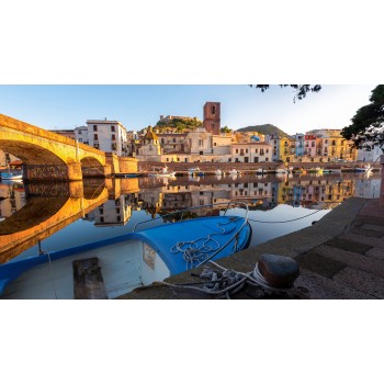 Bosa: tour del borgo medievale, tra merletti e Malvasia