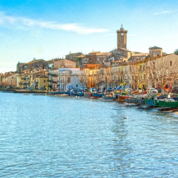 La bellezza del Lago di Bolsena degustando un gelato La bellezza del Lago di Bolsena degustando un gelato