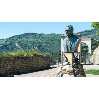 Alla scoperta della Basilicata: Aliano e Guardia Perticara Alla scoperta della Basilicata: Aliano e Guardia Perticara