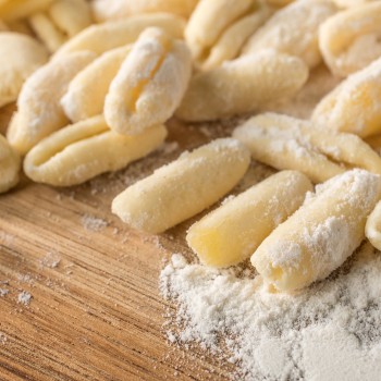 Molise: tour delle chiese romaniche e ricetta dei cavatelli Molise: tour delle chiese romaniche e ricetta dei cavatelli