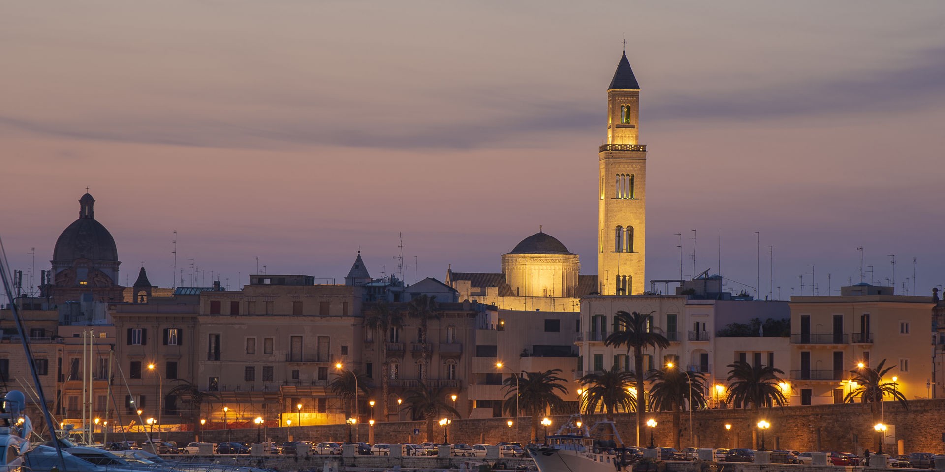 Puglia. Alla scoperta di Bari, città dal fascino unico Puglia. Alla scoperta di Bari, città dal fascino unico